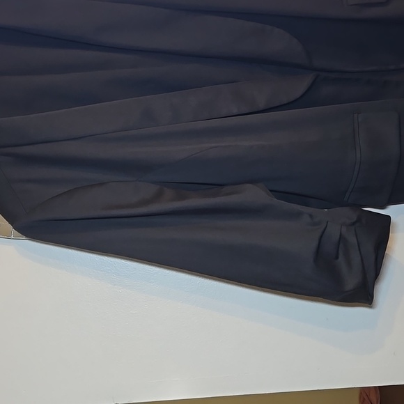 Eloquii Essential Tencel Oversize Lined Shawl Collar Crop Sleeve Open Blazer - Picture 4 of 13